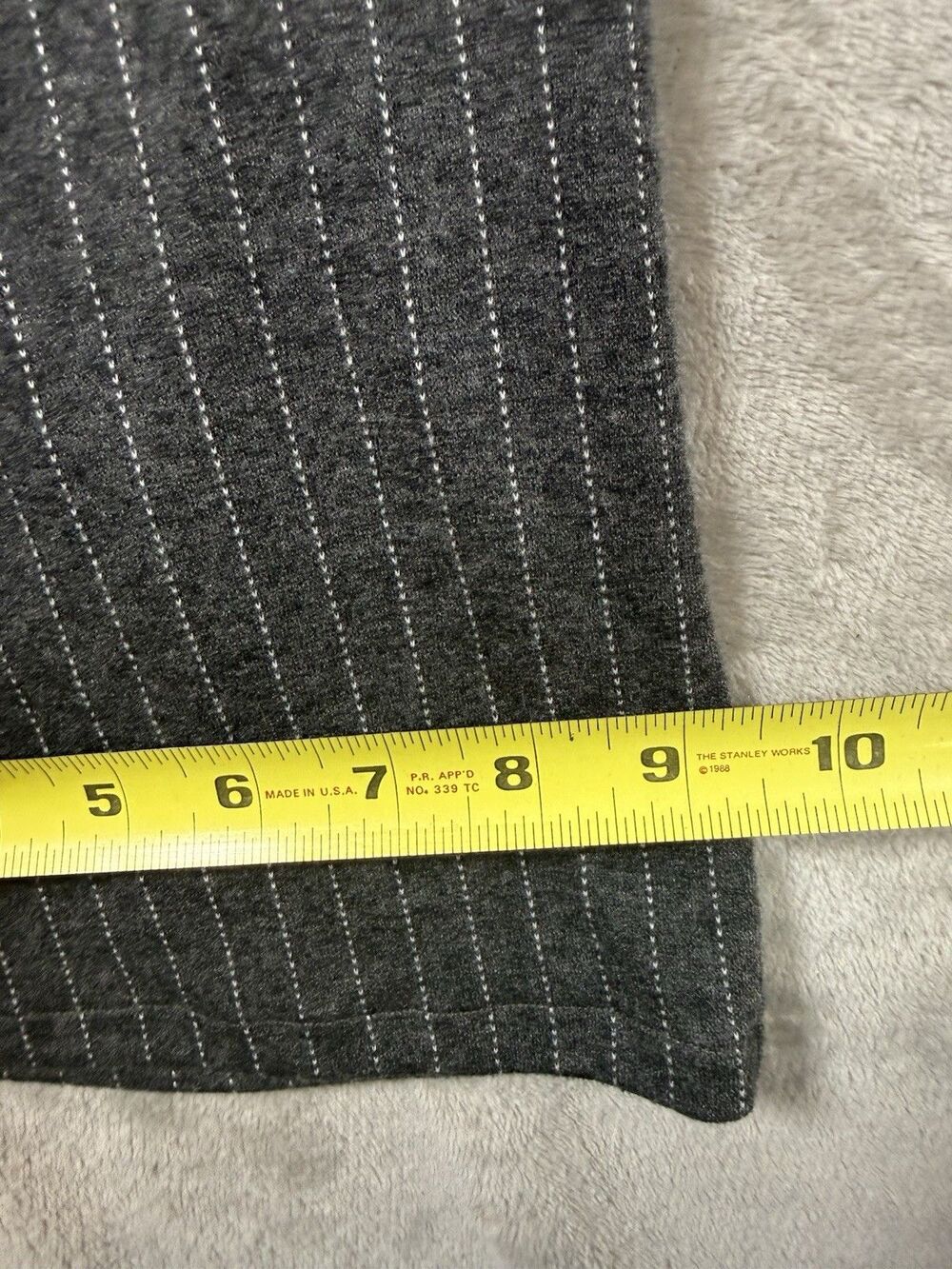 American Eagle Stretch Pants XL Gray Pinstripe Pull On Career Work Cropped Flare - Picture 8 of 13